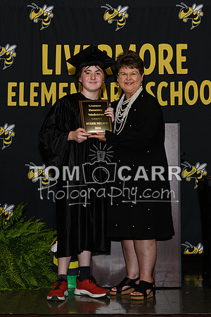 LES-Grad_051826-102