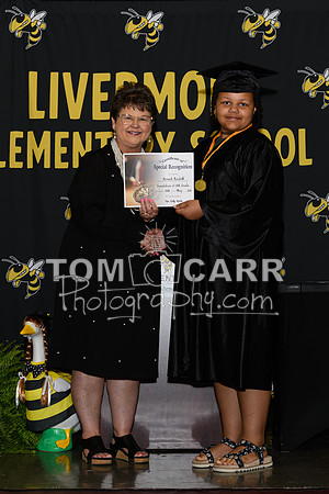 LES-Grad_051826-126