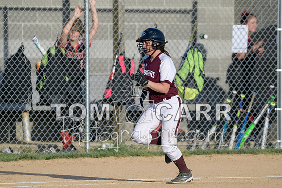 MCHS_Softball_051118-143