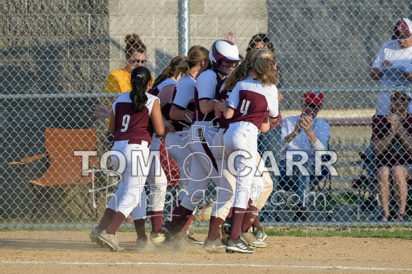 MCHS_Softball_051118-175