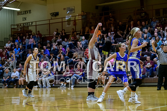 MCMS8G_Basketball_100418-179